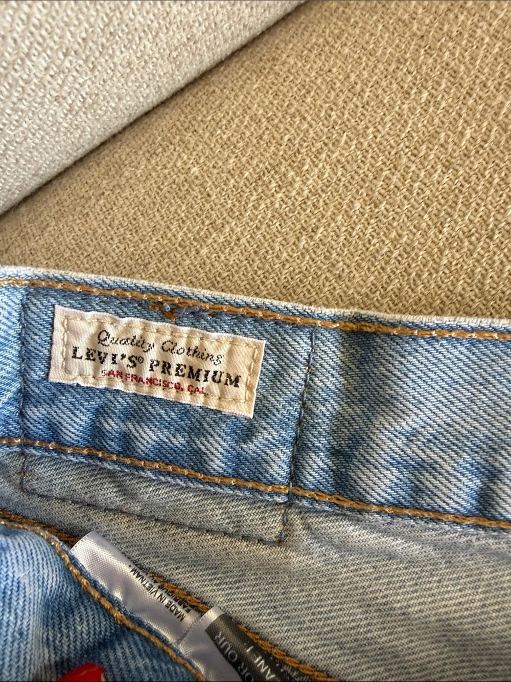 501 Levi's 90’s Light Blue Straight-Leg Jeans